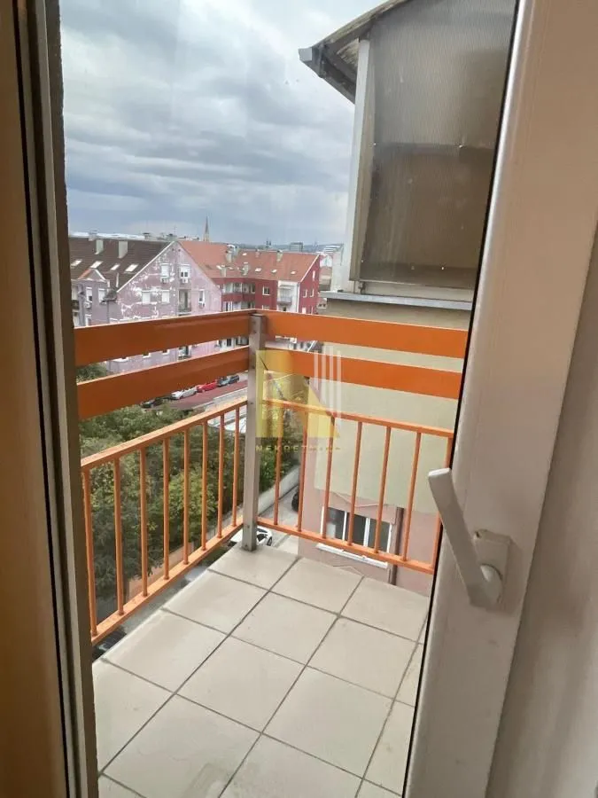 Izdavanje, jednosoban stan, 37m², Socijalno, Novi Sad Sve Podlokacije