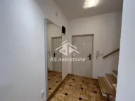 Izdavanje, četvorosoban stan, 135m², Vračar Hram, Vračar Sve Podlokacije - image 17