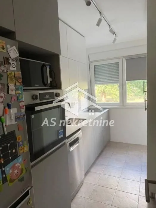 Rent, two bedroom apartment, 50m², Stari Merkator, Novi Beograd Sve Podlokacije