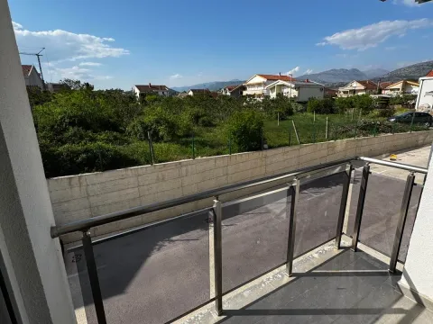 Rent, two bedroom apartment, 60m², Zagorič, Podgorica - image 10