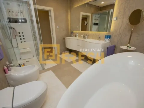 Prodaja, kuća, 300m², Tivat, Crna Gora - image 20