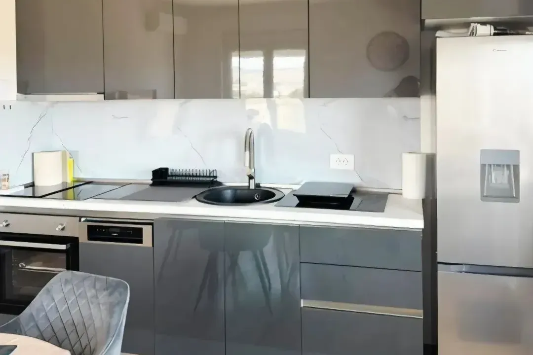 Izdavanje, dvosoban stan, 66m², Stari Aerodrom, Podgorica