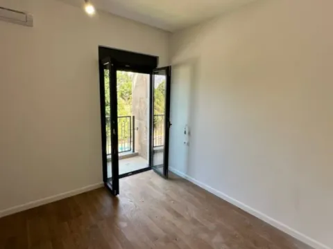 Prodaja, dvosoban stan, 72m², Dobrota, Kotor - image 8