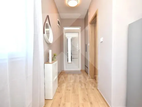 Izdavanje, garsonjera, 27m², Donja Gorica, Podgorica - image 5