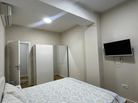 Rent, two bedroom apartment, 78m², Centar, Podgorica - image 6