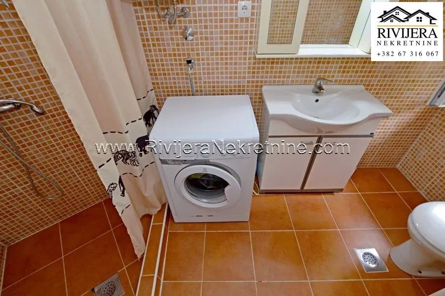 Prodaja, dvosoban stan, 100m², Igalo, Herceg Novi