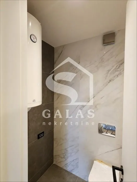 Prodaja, četvorosoban stan, 132m², Autokomanda, Voždovac Sve Podlokacije