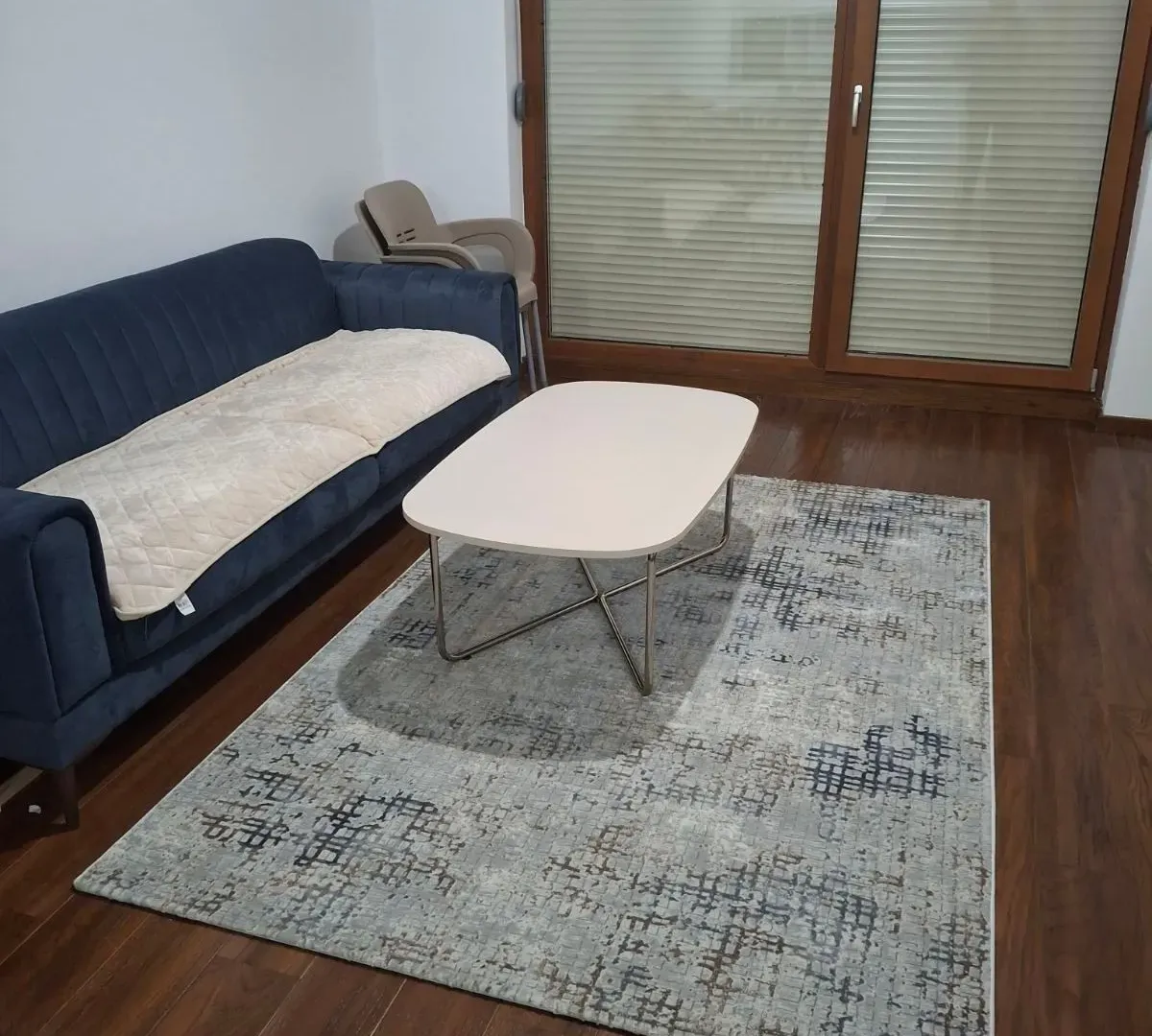 Izdavanje, dvosoban stan, 70m², Master Kvart, Podgorica