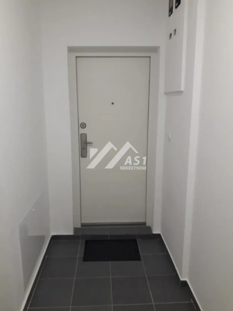 Rent, office space, 80m², Centar, Novi Sad