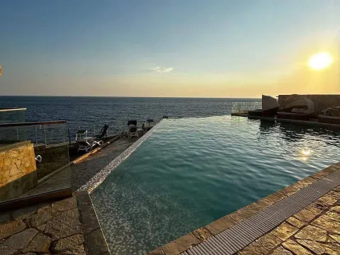 Prodaja, dvosoban stan, 83m², Dobra Voda, Budva - image 9
