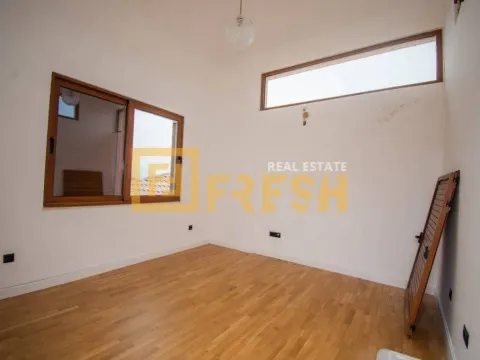 Izdavanje, kuća, 700m², Zeta, Podgorica - image 16