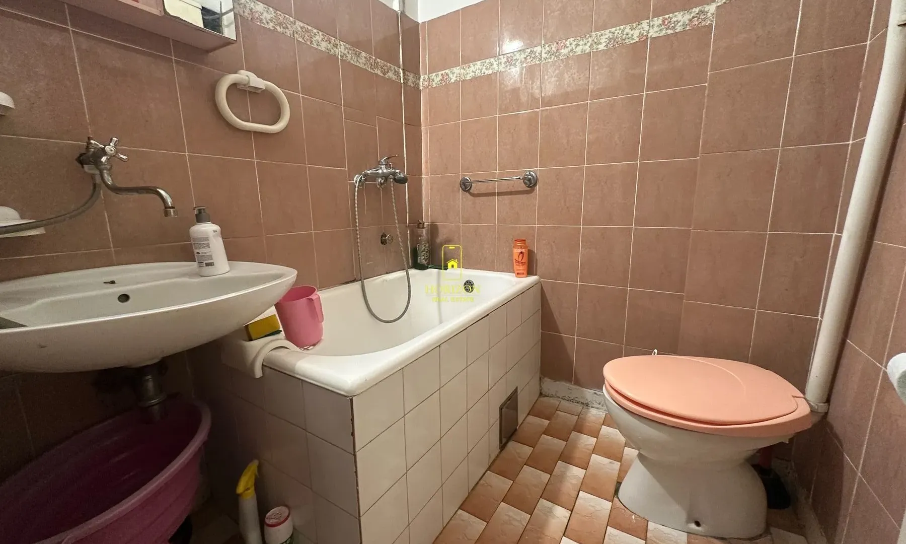 Prodaja, jednosoban stan, 40m², Preko Morače, Podgorica
