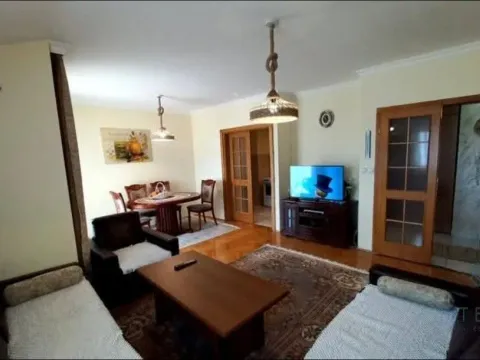 Rent, one bedroom apartment, 57m², Stari Aerodrom, Podgorica - image 1