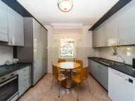 Rent, four bedroom apartment, 150m², Tivat, Crna Gora - image 5