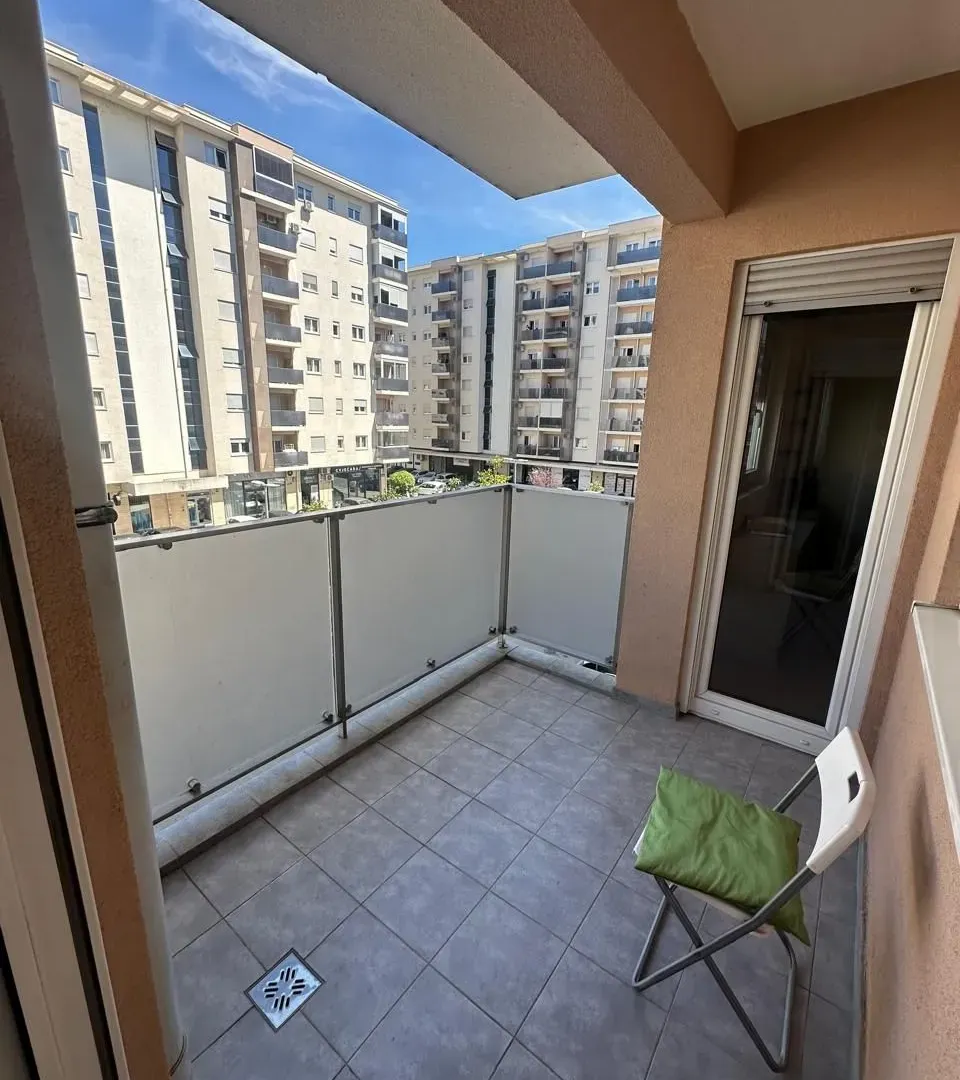 Rent, two bedroom apartment, 74m², City Kvart, Podgorica