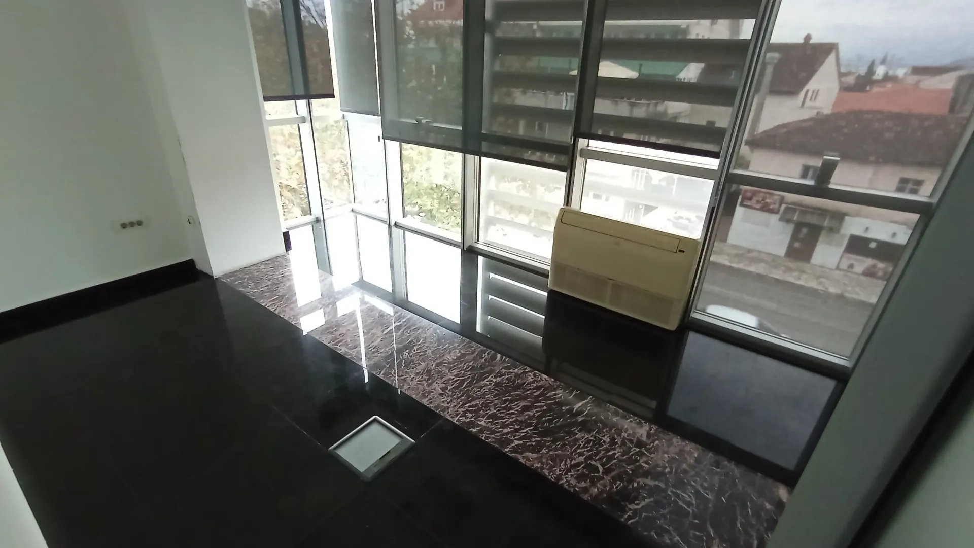 Rent, office space, 190m², Centar, Podgorica