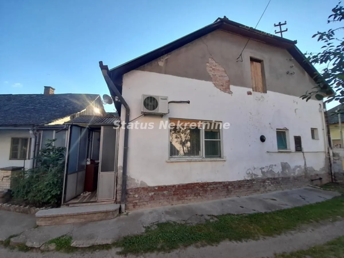 Prodaja, kuća, 136m², Futog, Novi Sad Sve Podlokacije