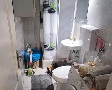 Izdavanje, jednosoban stan, 33m², Krnjaca, Palilula Sve Podlokacije - image 5