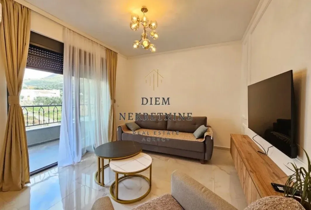 Izdavanje, jednosoban stan, 53m², Čeluga, Bar