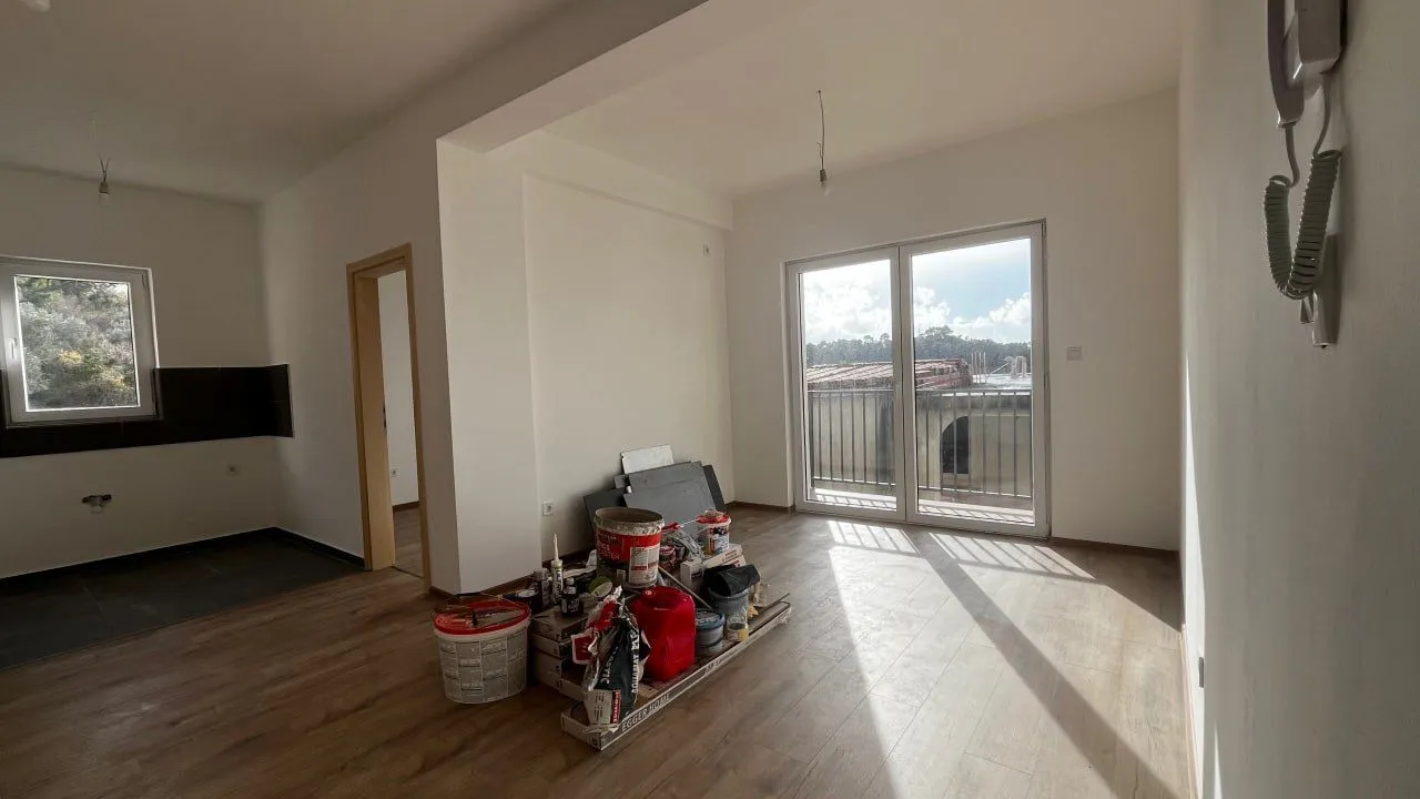 Sale, two bedroom apartment, 54m², Petrovac, Budva