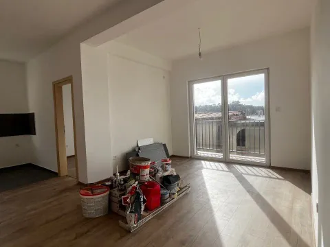 Sale, two bedroom apartment, 54m², Petrovac, Budva - image 3