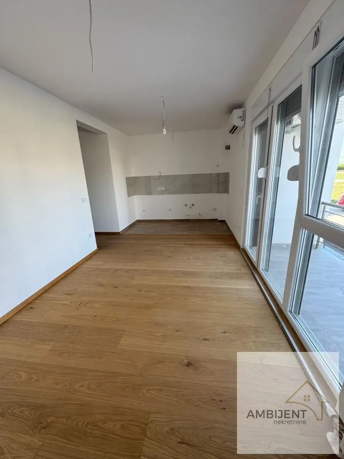 Prodaja, jednosoban stan, 36m², Ledine, Beograd