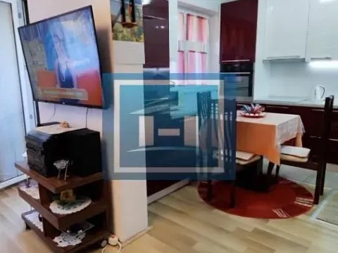 Prodaja, trosoban stan, 78m², Centar, Jagodina - image 16