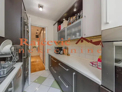 Sale, one bedroom apartment, 55m², Rakovica, Beograd - image 9