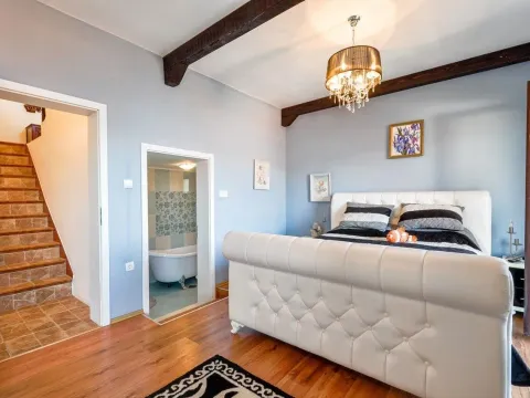 Prodaja, kuća, 130m², Krašići, Tivat - image 24