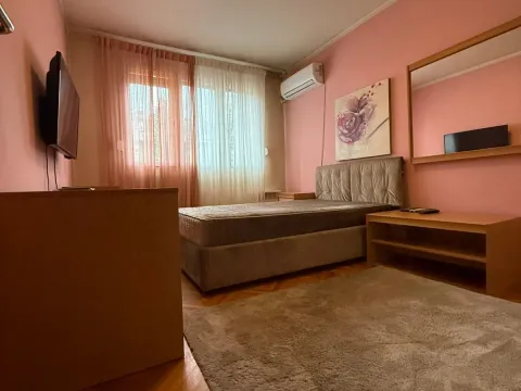 Prodaja, jednosoban stan, 63m², Preko Morače, Podgorica - image 11