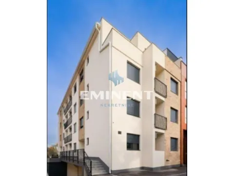 Izdavanje, dvosoban stan, 40m², Zemun Gornji Grad, Zemun Sve Podlokacije - image 11