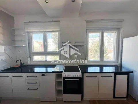Rent, apartment, 61m², Južni Bulevar, Vračar Sve Podlokacije - image 11