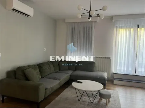 Rent, four bedroom apartment, 113m², Savski Venac, Beograd - image 6