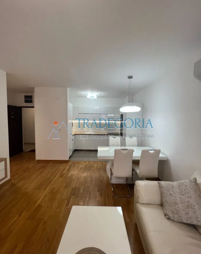 Prodaja, dvosoban stan, 65m², Podgorica, Crna Gora
