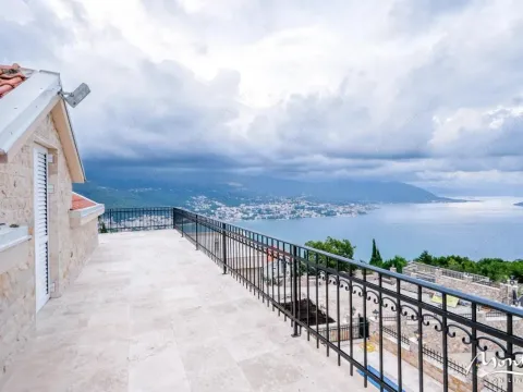 Prodaja, kuća, 204m², Herceg Novi, Crna Gora - image 24