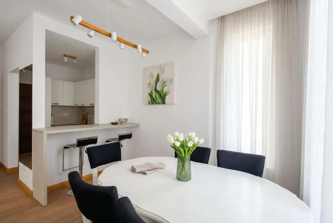 Prodaja, trosoban stan, 77m², Budva, Crna Gora