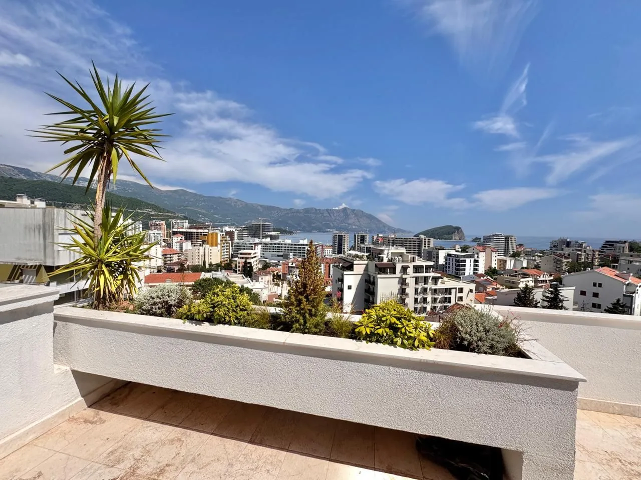 Prodaja, trosoban stan, 130m², Babin Do, Budva
