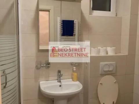 Izdavanje, dvosoban stan, 60m², Zeleno Brdo, Zvezdara Sve Podlokacije - image 4