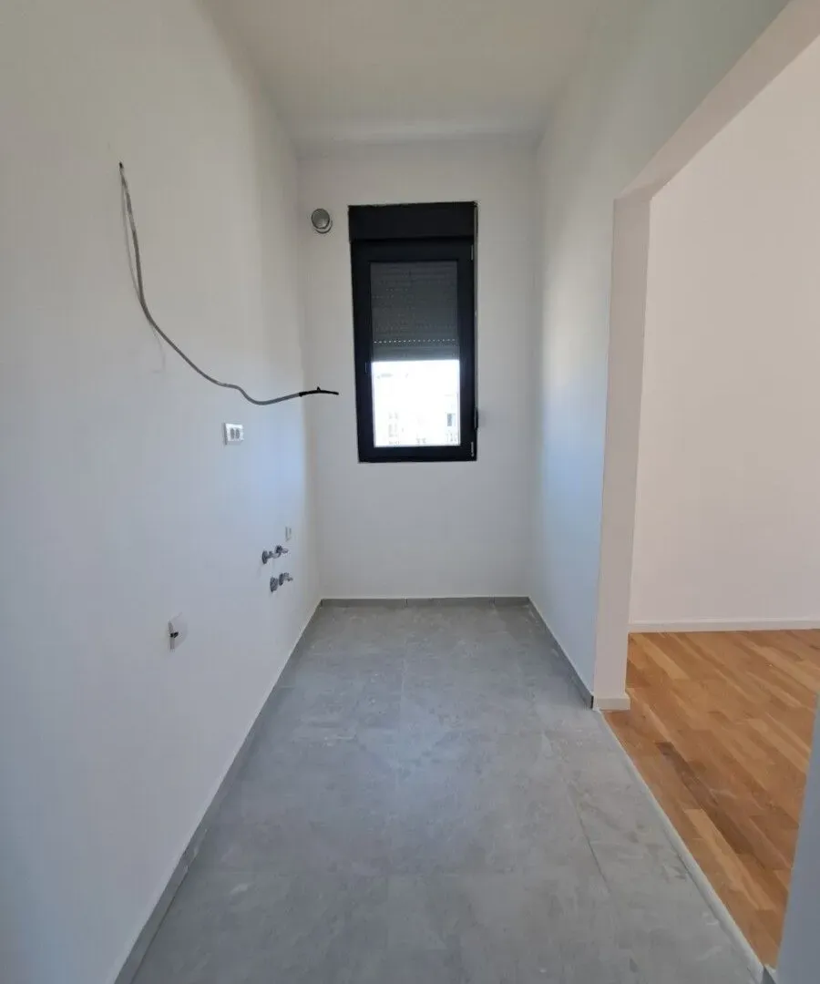 Rent, two bedroom apartment, 64m², Tološi, Podgorica
