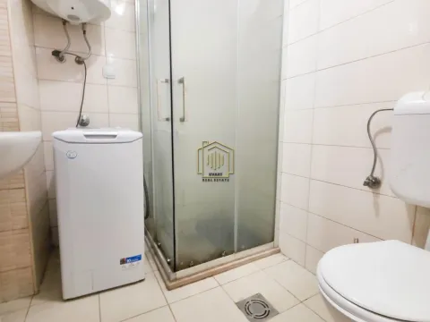 Izdavanje, dvosoban stan, 80m², Malo Brdo, Podgorica - image 5