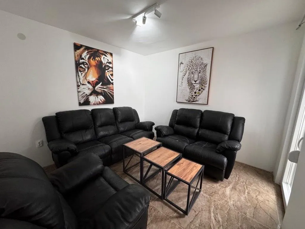 Prodaja, kuća, 300m², Šušanj, Bar