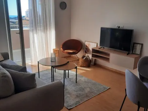 Daily-rent, one bedroom apartment, 40m², Ilino, Bar - image 2