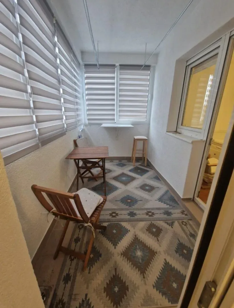 Prodaja, dvosoban stan, 76m², Centar, Bar