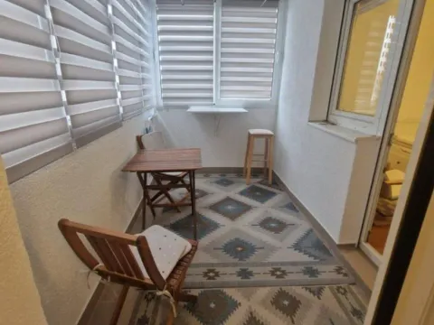Prodaja, dvosoban stan, 76m², Centar, Bar - image 12