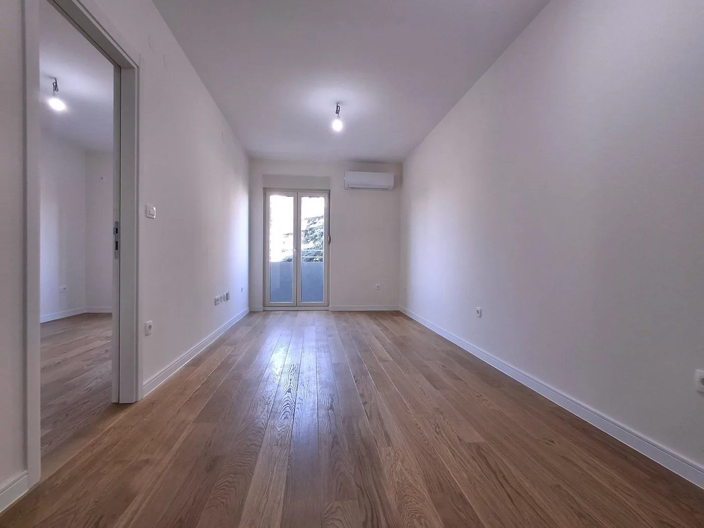Rent, apartment, 40m², Central Point, Podgorica