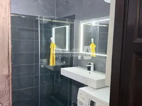 Sale, four bedroom apartment, 153m², Stari Grad, Beograd - image 15