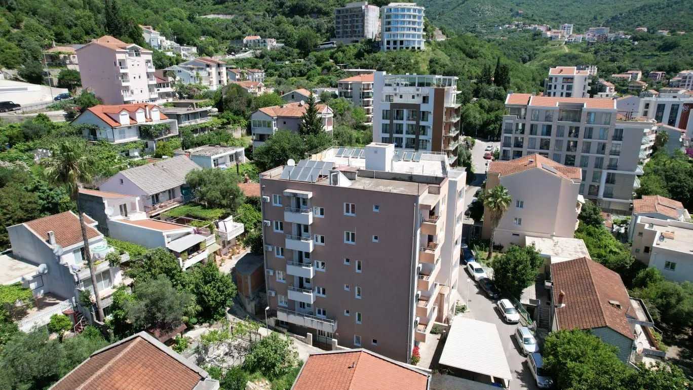 Sale, house, 1000m², Bečići, Budva