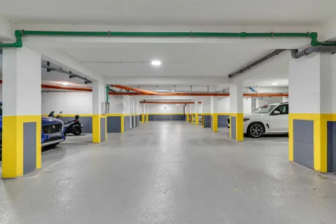 Prodaja, dvosoban stan, 86m², Dobrota, Kotor - image 13