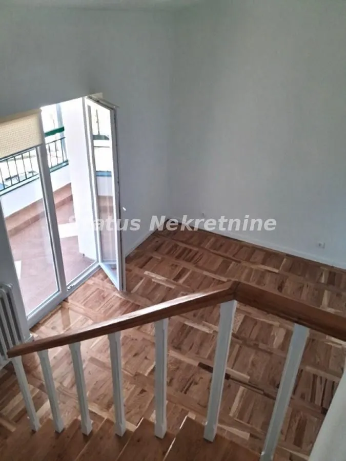 Prodaja, dvosoban stan, 47m², Adamovićevo Naselje, Novi Sad Sve Podlokacije