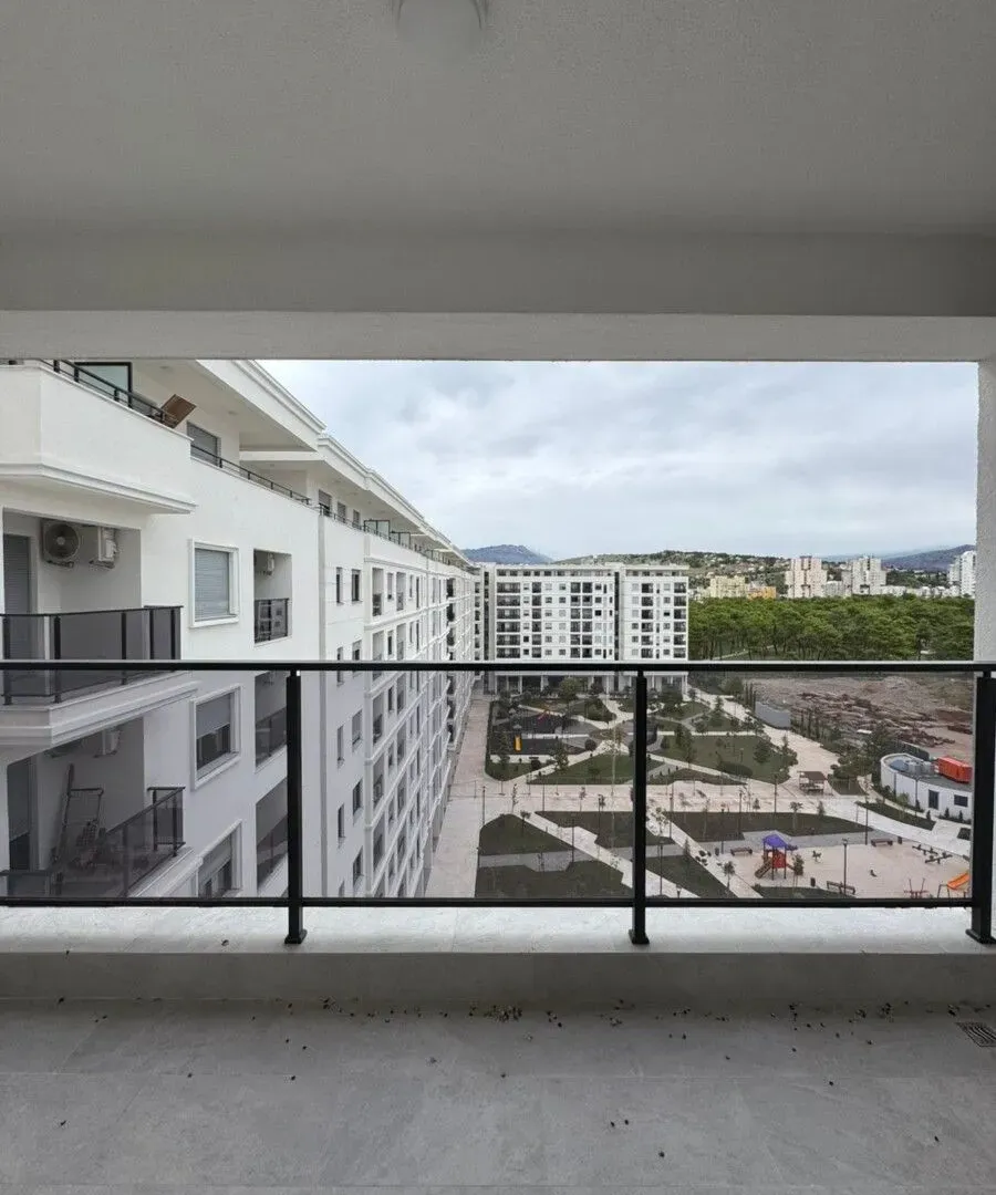 Izdavanje, dvosoban stan, 64m², Kruševac, Podgorica